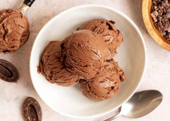 Gelado caseiro de cacau