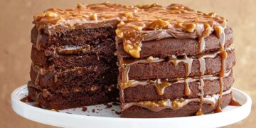 bolo de chocolate e caramelo salgado