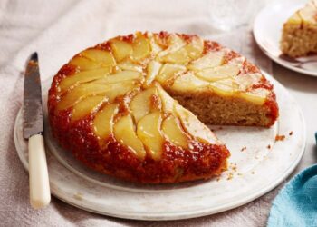 Bolo invertido de pera