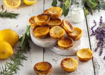 Queijadinhas de iogurte de limão