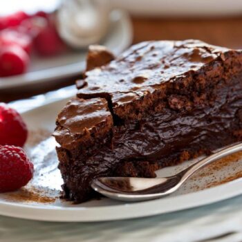 Bolo mousse de chocolate