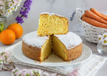 Bolo fofinho de cenoura