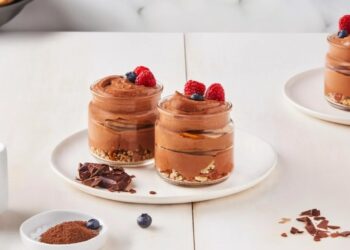 Mousse de chocolate com nozes