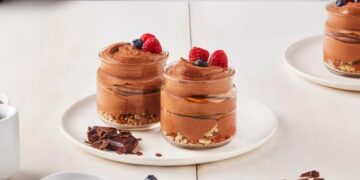 Mousse de chocolate com nozes