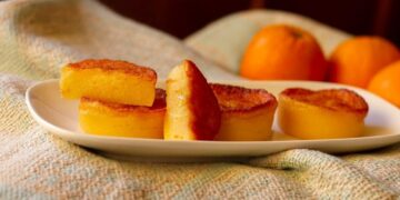 Queijadas de laranja e queijo fresco