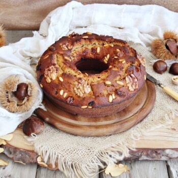 Bolo de castanhas com mel