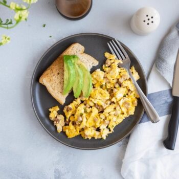 Ovos mexidos com fiambre