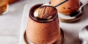 Mousse de chocolate e café