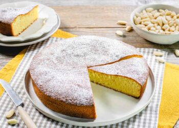 Bolo fofinho de amêndoa receita