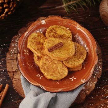 Rabanadas com calda de açúcar