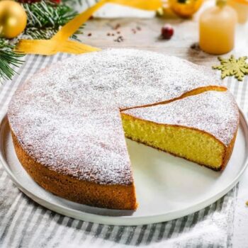Bolo de baunilha e amêndoa