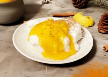 Farófias no forno com doce de ovos