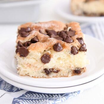 Bolo de baunilha com pepitas de chocolate