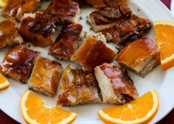 leitão à bairrada gastronomia de portugal