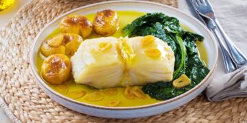 Bacalhau no forno com batatas a murro