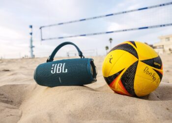 hábitos comuns na praia que podem dar multas até 4 mil euros