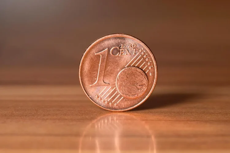 moeda de 1 cêntimo vale 6 mil euros