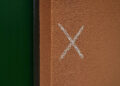 Um risco de giz na porta? Pode indicar que uma casa está a ser vigiada