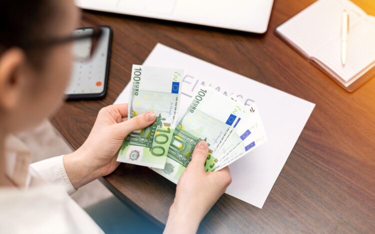 Conhece todos os complementos que podem aumentar o seu salário? Estes são alguns deles