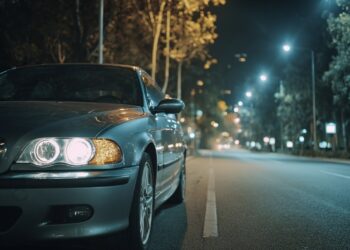 Pode circular com uma luz fundida? O que diz o Código da Estrada