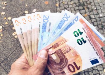 E se o sistema falhar? O Banco Central Europeu explica quanto dinheiro deve guardar em casa