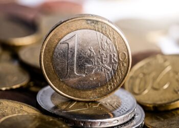 Tem uma moeda de 1 euro de 1999? Pode valer milhares de euros