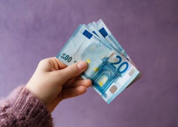 Salário mínimo europeu: a proposta que está a agitar o debate na UE