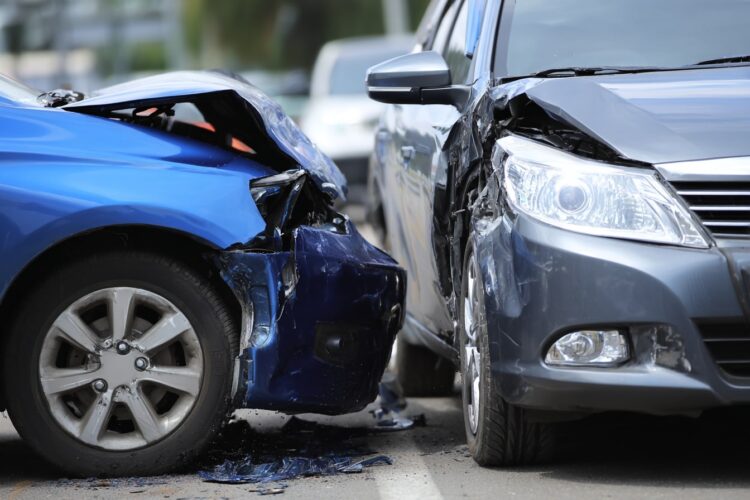 Bati mas o carro não é meu. O seguro cobre?