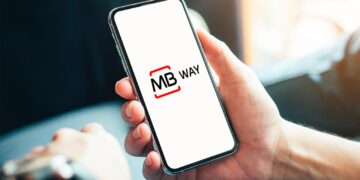 Atenção ao MB WAY: como funciona a fraude do código de levantamento