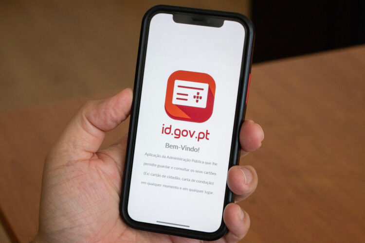Cartão de Cidadão no telemóvel? Veja como funciona e como ativar