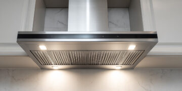 Água a ferver e bicarbonato de sódio: a solução eficaz para limpar a gordura do exaustor