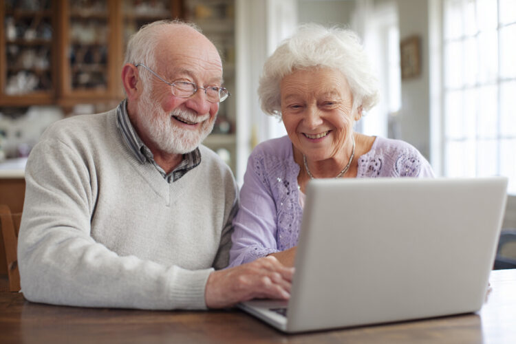 Como garantir uma pensão próxima do último salário: o que dizem as contas da OCDE sobre a sua reforma