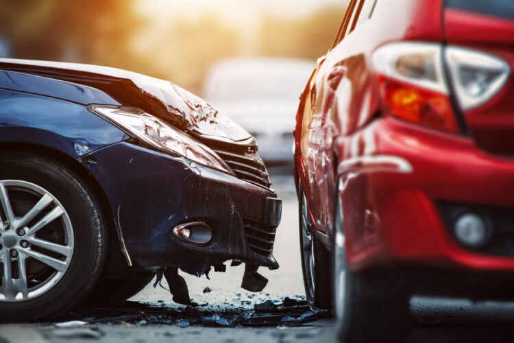 Emprestar o carro a alguém: o seguro cobre em caso de acidente?