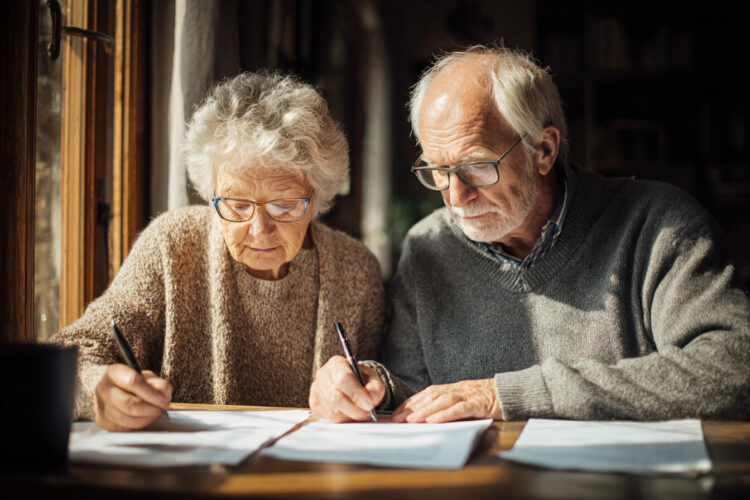 Adiar a reforma: quanto ganha a mais por cada mês que trabalha além da idade legal