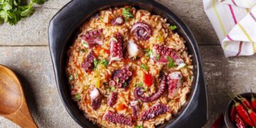 Truques e segredos para fazer o arroz de polvo perfeito