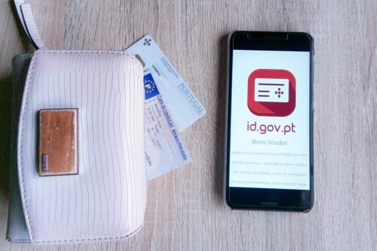 A carta de condução digital já é válida em Portugal - e poucos condutores sabem como funciona