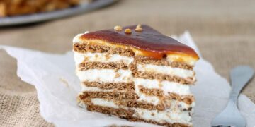 Truques e segredos para fazer o bolo de bolacha perfeito