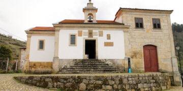 Tem 1400 anos de história e é a igreja mais antiga de Portugal