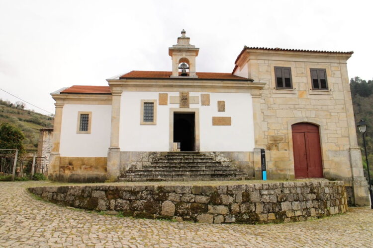 Tem 1400 anos de história e é a igreja mais antiga de Portugal