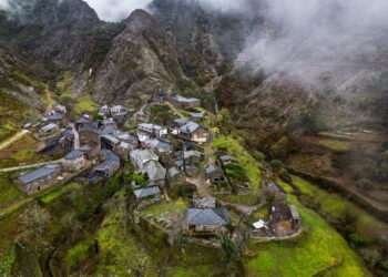 Aldeia da Pena: uma belíssima aldeia de xisto escondida na Serra de São Macário