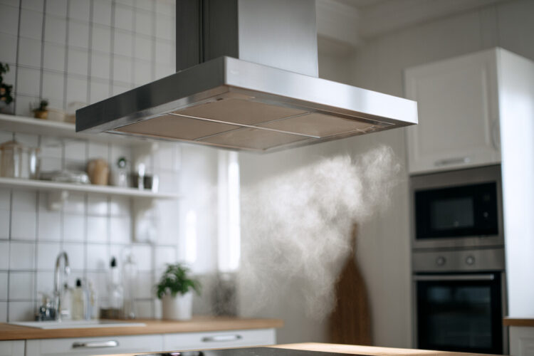 Como limpar os filtros de gordura do exaustor sem complicações