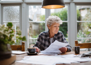Vale a pena pedir a reforma antes do tempo? As regras e os cortes explicados