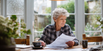 Vale a pena pedir a reforma antes do tempo? As regras e os cortes explicados