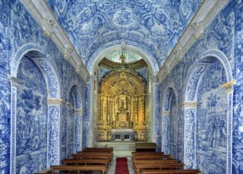 Igreja de São Lourenço de Almancil: um tesouro repleto de azulejos para descobrir no Algarve