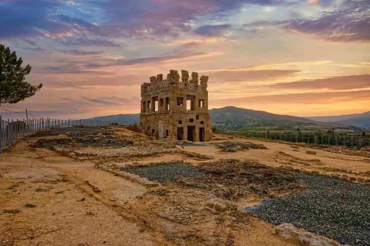 Torre de Centum Cellas: o mais misterioso dos monumentos portugueses