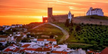 Arraiolos: o castelo circular que desafia a lógica no Alentejo