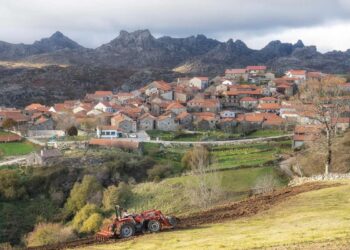 Pitões das Júnias: uma aldeia belíssima para descobrir no topo do Gerês