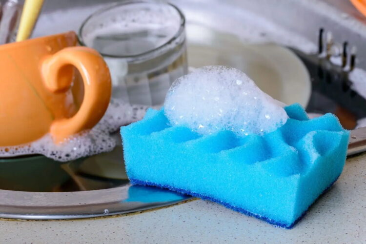 Cinco coisas que quase toda a gente se esquece de limpar - e que acumulam mais sujidade do que parece