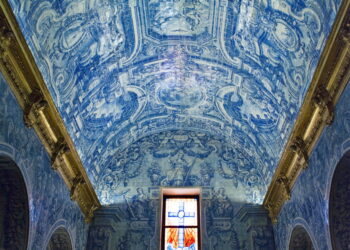 Igreja de São Lourenço de Almancil: um tesouro repleto de azulejos para descobrir no Algarve