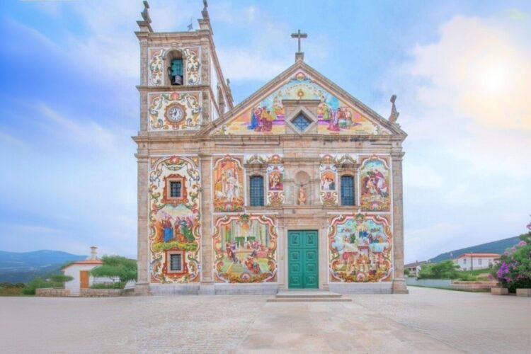 Provavelmente, uma das igrejas mais bonitas de Portugal